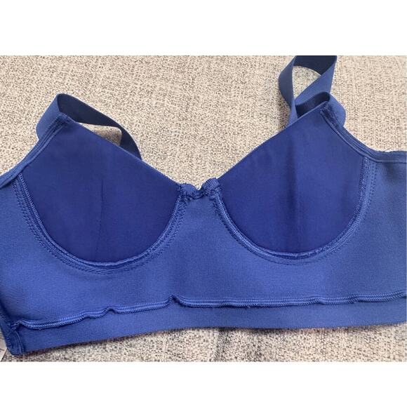 Boohoo  Premium Bandage Bralette Top Cobalt Blue Sports Bra Underwire Side Zip 6 - Picture 6 of 10